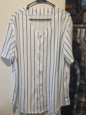 Men/Women's White Baseball-Style Button Front Shirt with Black Stripes